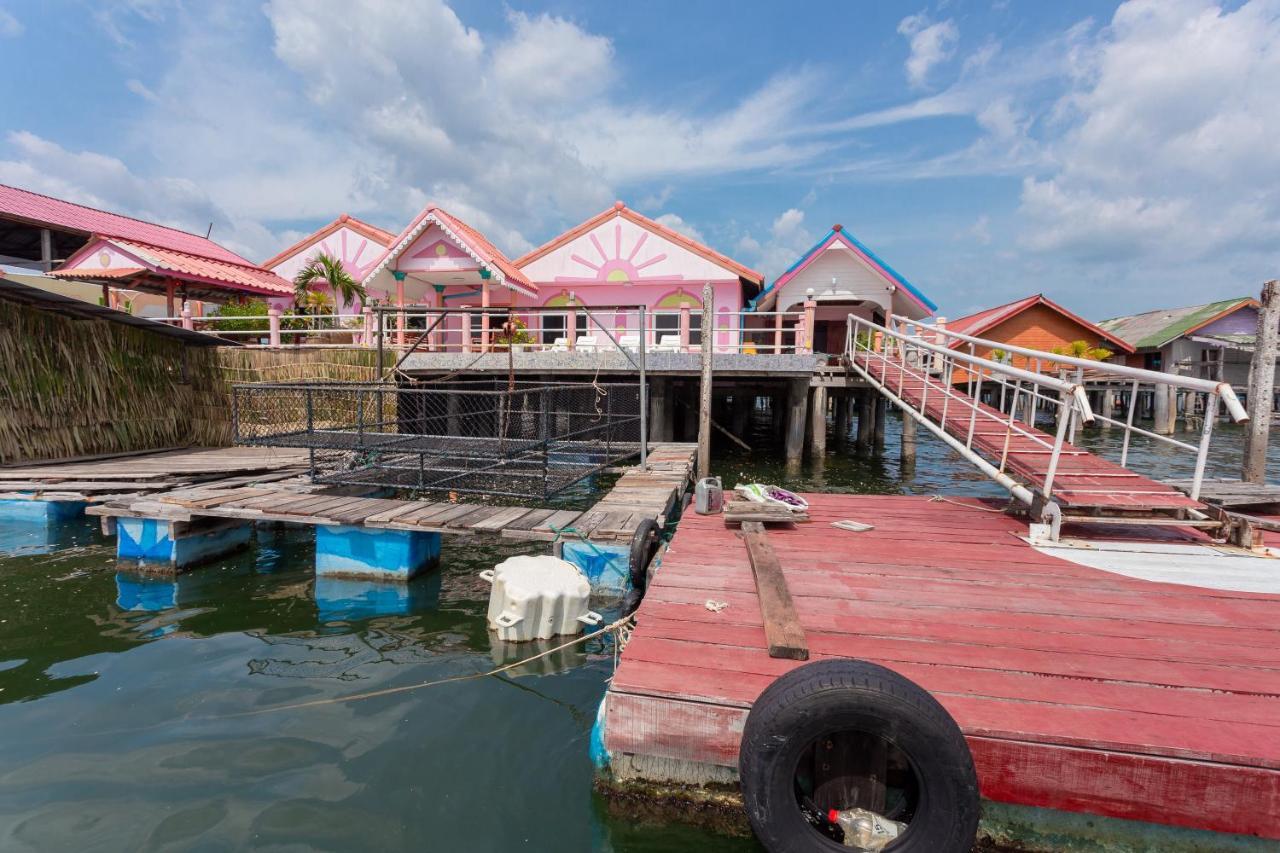 Jamesbond Bungalow Koh Panyee Hotel Ko Panyi Exterior photo